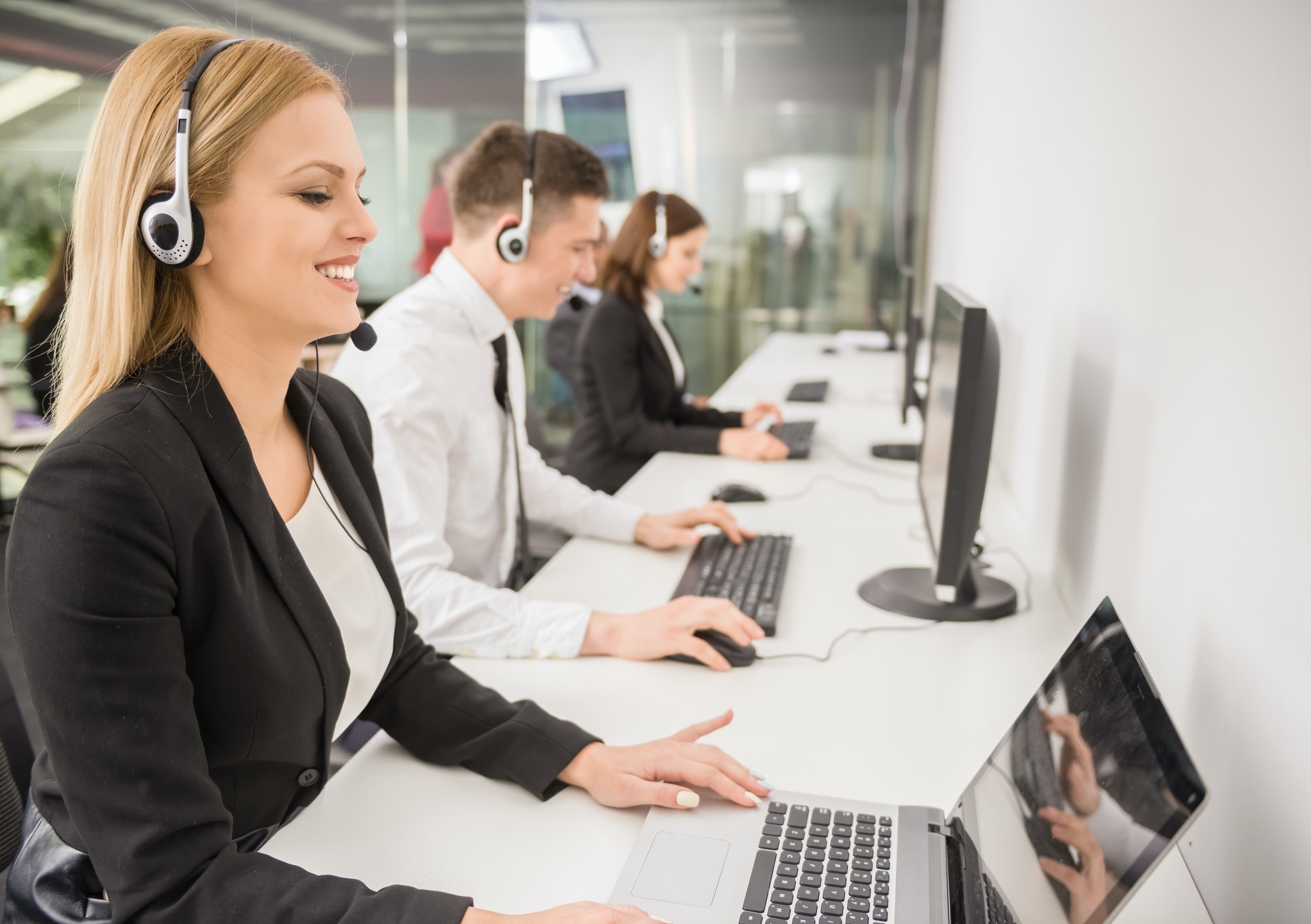 call-center-3.jpg